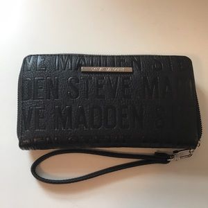 Steve madden wallet
